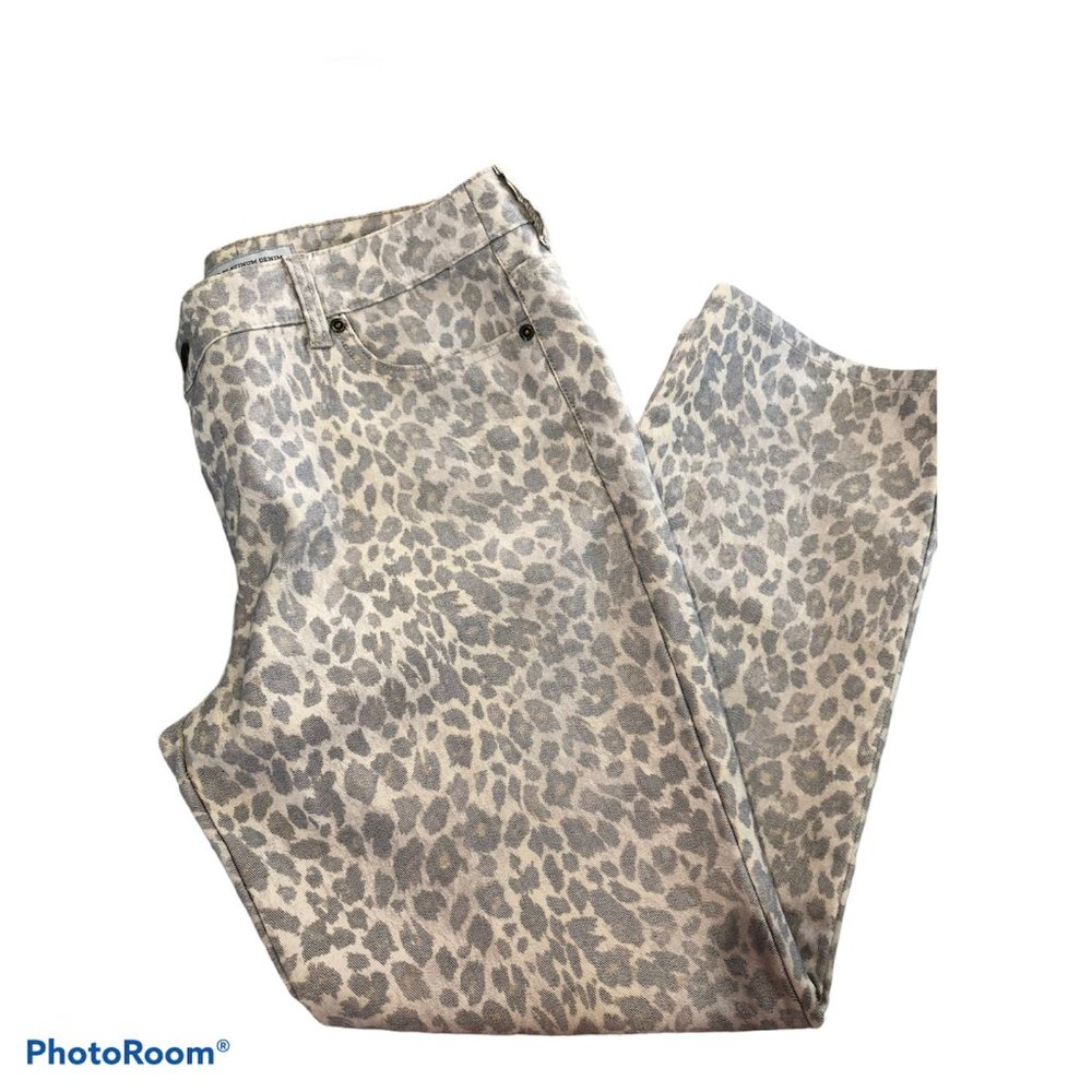 Chico's Platinum Denim Cheetah Print